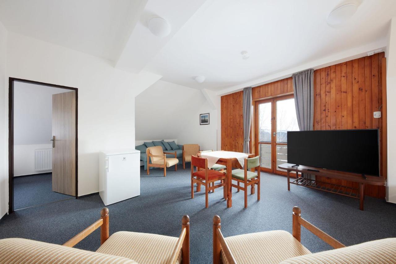 Profamily Hotel Top Benecko Kültér fotó