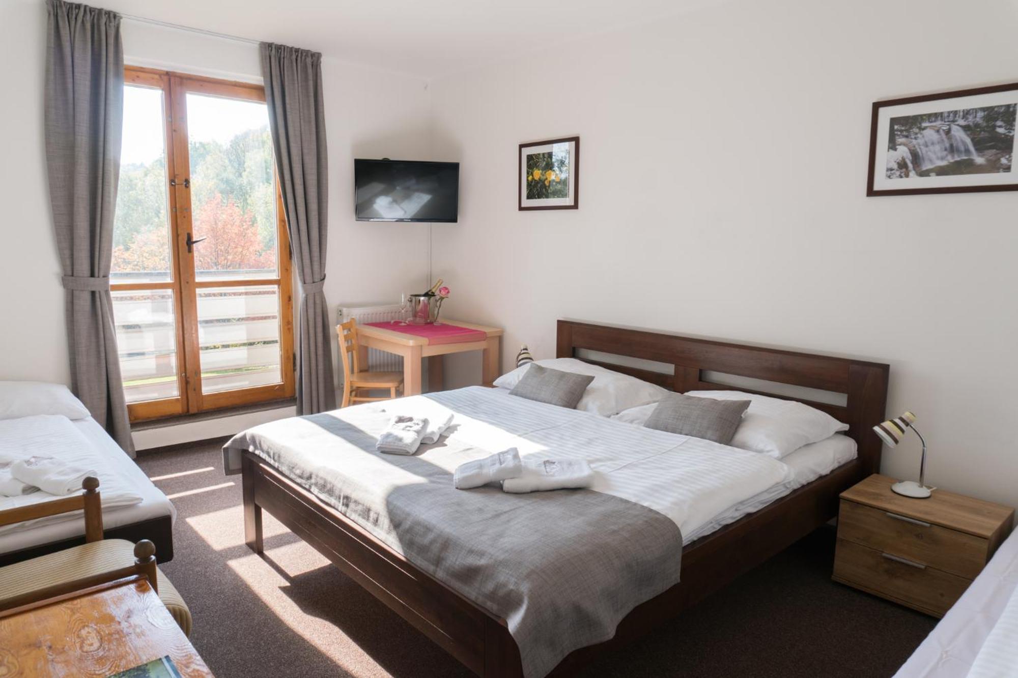 Profamily Hotel Top Benecko Kültér fotó