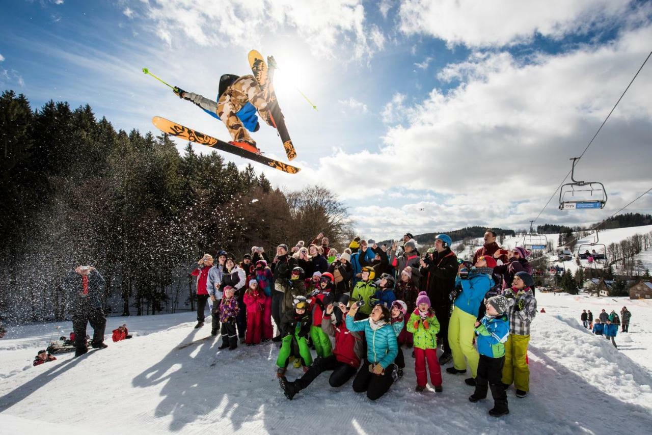 Profamily Hotel Top Benecko Kültér fotó